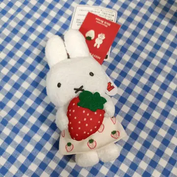 미피 스트로베리 마스코트 키체인 봉제 인형 딸기