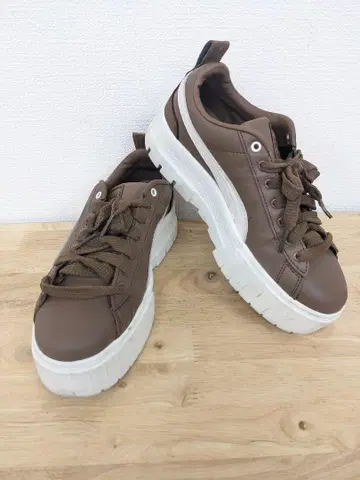 푸마 브라운 스니커즈