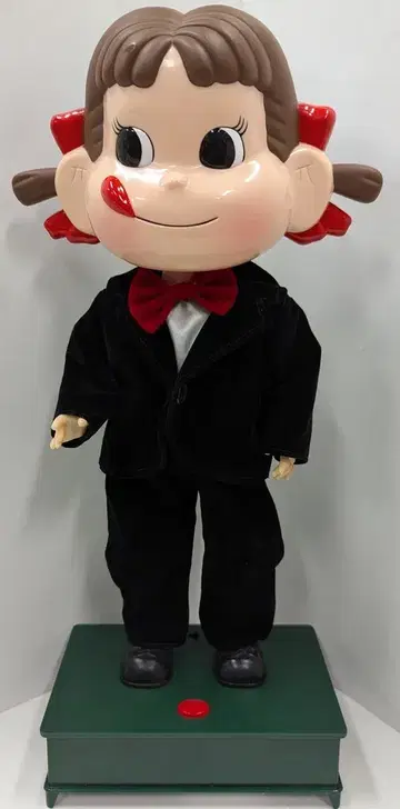 후지야 그린 받침대 댄싱 페코짱 턱시도 그린 받침대