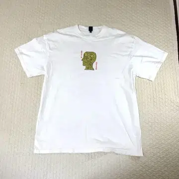 Brain dead 티셔츠