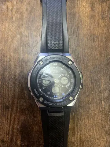 카시오 지샥 GST-S300
