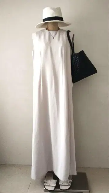 캬바쿠라 킹 C6176 MilaOwen 원피스