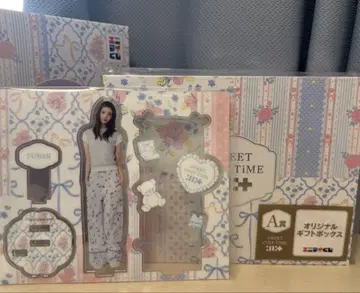ILLIT 에니마이 복권 A상 C상 오리지널 기프트 박스 아크릴 스탠드
