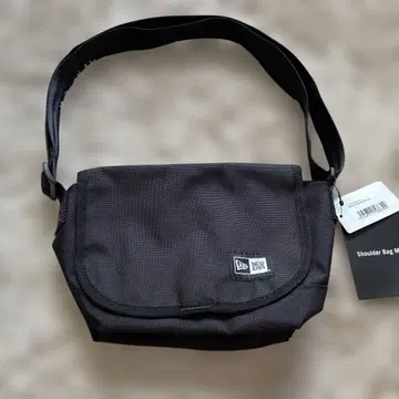 뉴에라 숄더백 미니 3.5L