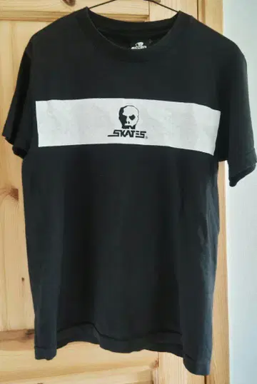 SKULL SKATES 스컬 스케이트 복각 티셔츠