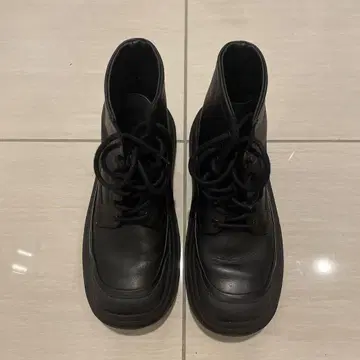 자라 블랙 가죽 부츠 42