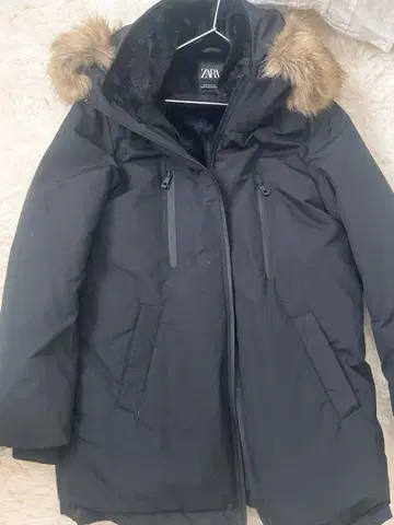 자라 아우터 다운 후드 부착 퍼 M
