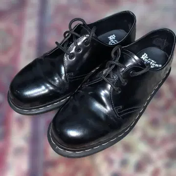 Dr.Martens 3홀 블랙 스티치