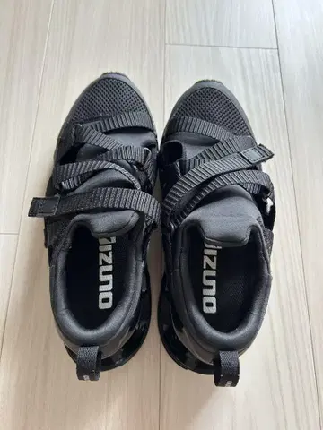 Mizuno WAVE PROPHECY STRAP 블랙 샌들 26cm
