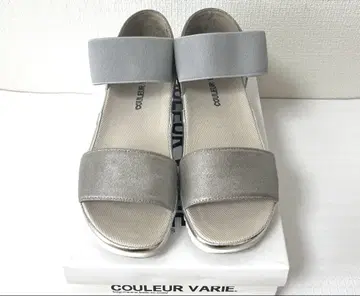 COULEUR VARIE 실버 그레이 샌들 M