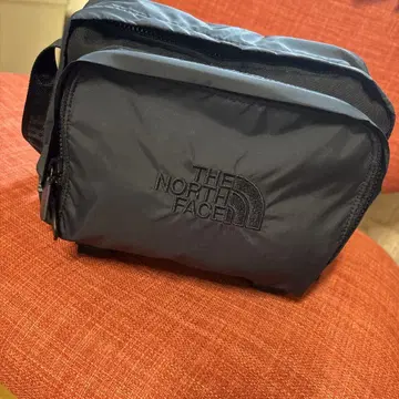 THE NORTH FACE 숄더백 블랙