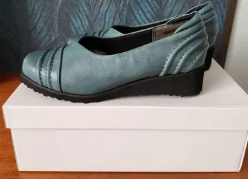 MARIKA 청록색 플랫슈즈 22.5cm