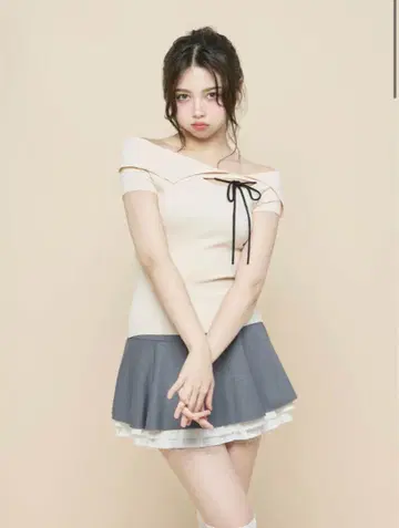 앤드메리 아마리 리본 톱
