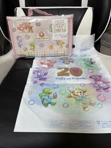 디즈니 Duffy and Friends 가죽 시트 20주년 기념