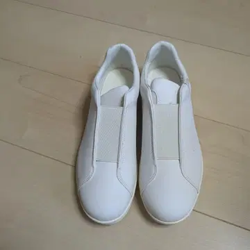 문스타 에이트텐스 스니커즈 810s