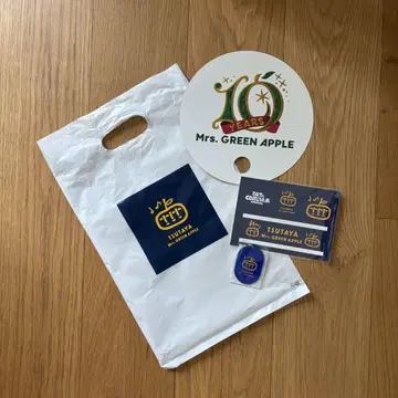 미세스 TSUTAYA 스티커 키링