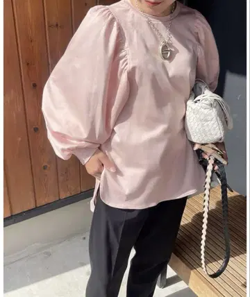 HYEON 크로와상 롱 티셔츠 핑크