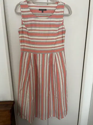 LAURA ASHLEY 스트라이프 슬리브리스 원피스 9호