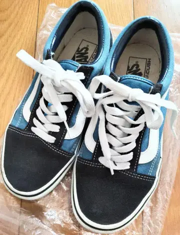 VANS ULTRACASH 반스 파랑/블랙 스니커즈