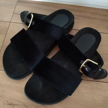 Lepo 블랙 벨벳 스트랩 샌들
