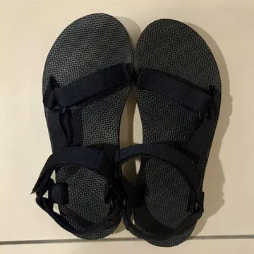[2~3회 착용] Teva 블랙 스포츠 샌들 24cm