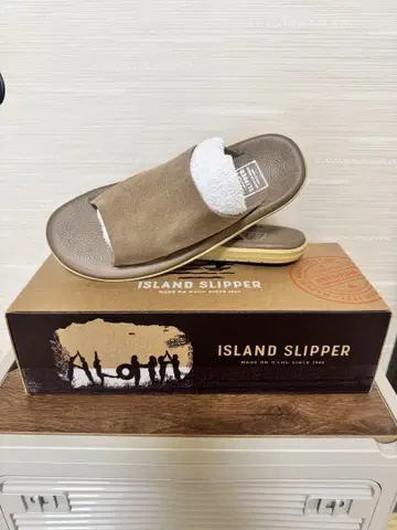 ISLAND SLIPPER 아일랜드 슬리퍼 샌들 베이지