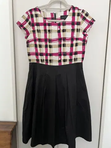 Talbots 체크 무늬 슬리브리스 원피스