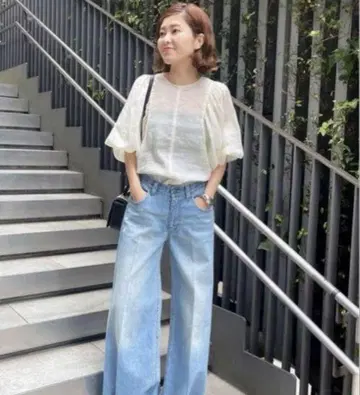Spick and Span 볼륨 쓰리 라미 블라우스