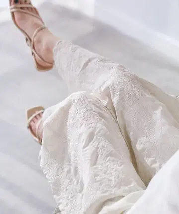 로페피크닉 자수 이지 와이드 팬츠