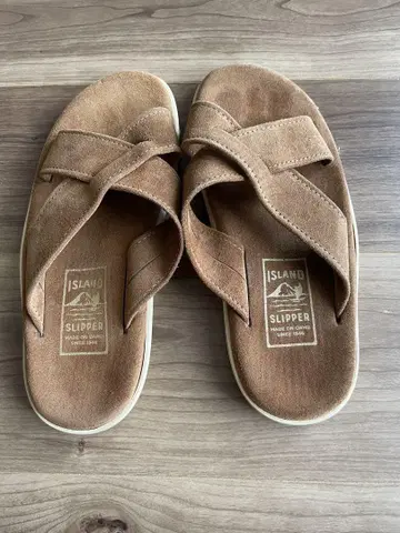 ISLAND SLIPPER 스웨이드 샌들