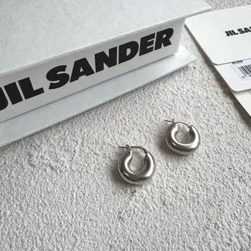 JIL SANDER 질 샌더 실버 후프 귀걸이 주얼리