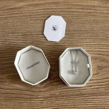 스와로브스키 실버 목걸이 오리지널 박스 포함