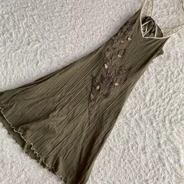 Shirt passion 자수 원피스 카키 S 세련된 이탈리아제
