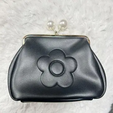 MARY QUANT 가마구치 파우치