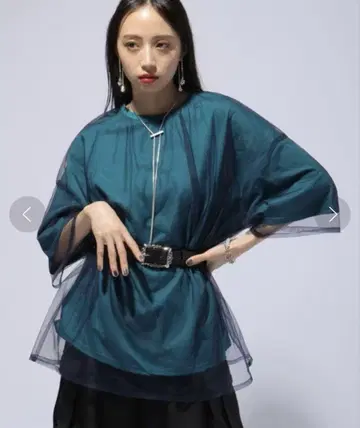 HARE 튤 레이어 티셔츠