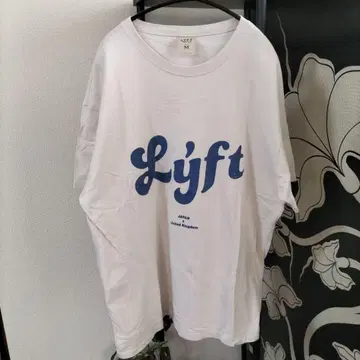 Lyft 화이트 티셔츠 M 사이즈