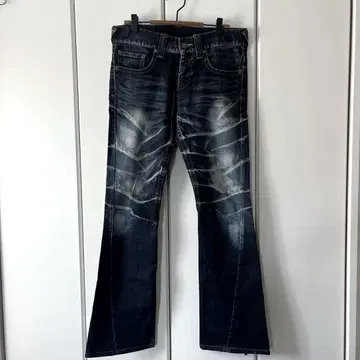 토네이도 마트/부츠 컷 데님