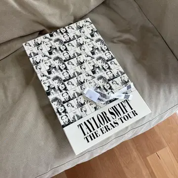 Taylor Swift The Eras Tour VIP 굿즈 BOX