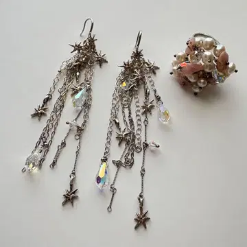 KAORU 귀걸이 및 반지 세트