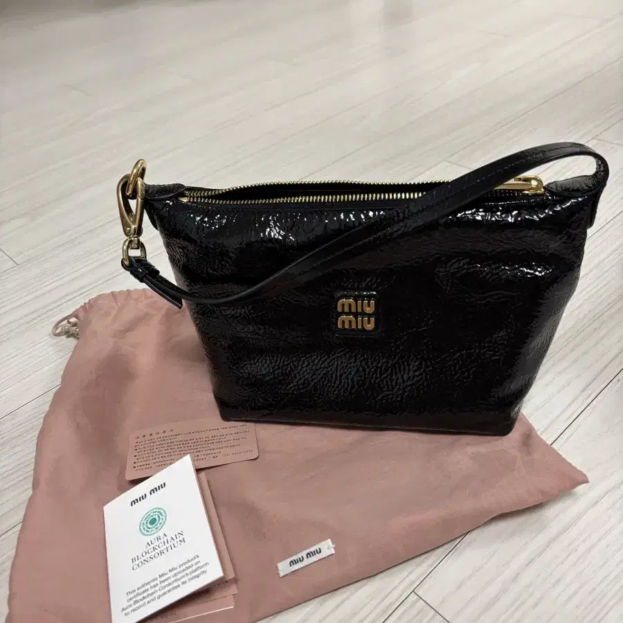 Unused miumiu archive logo sling VINTAGE MIU MIU archive 90s