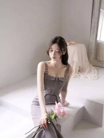 YILON 이론 로맨틱 뷔스티에 드레스