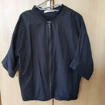 Bittoko 블랙 집업 자켓