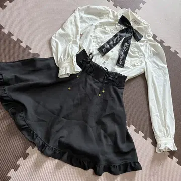 앙크루즈 하트 포켓 블라우스 지뢰계 양산형