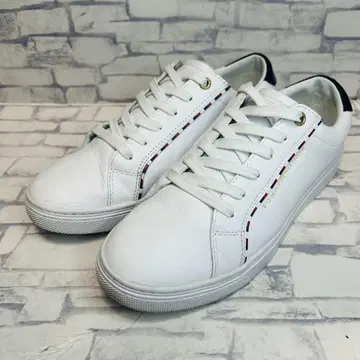 새상품급 타미힐피거 시그니처 코드 스니커즈 24cm