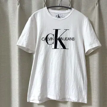 Calvin Klein 캘빈클라인 화이트 티셔츠 S 사이즈