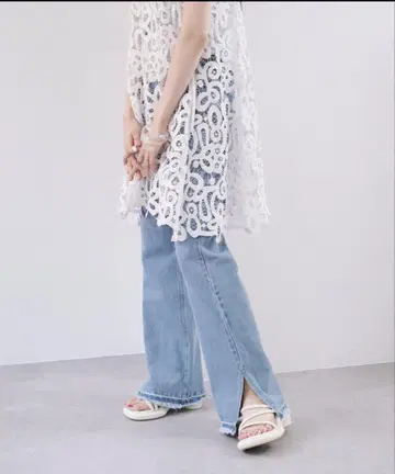 Kastane 워시드 플레어 데님 0 사이즈 스카이블루