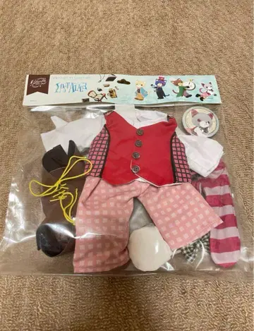 우타프리 프리카 의상 란마루 로스아리 그라나타 체샤 고양이 캔뱃지
