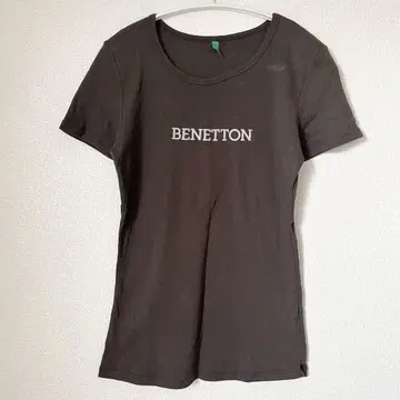 유나이티드 컬러즈 오브 베네통 BENETTON 티셔츠 다크 브라운 M
