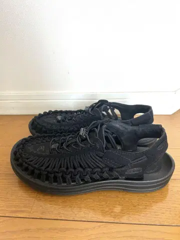 KEEN 킨 유니크 샌들 블랙 25cm