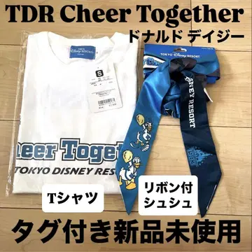 디즈니 Cheer Together 도날드 데이지 티셔츠 스크런치